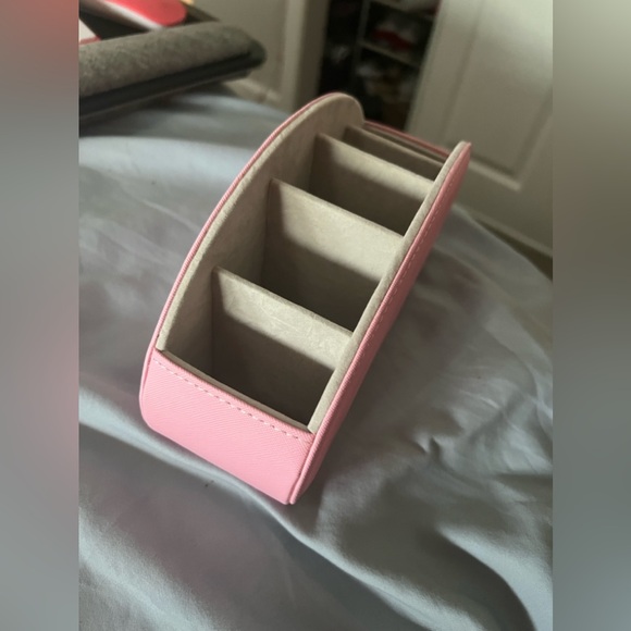 Pink Leather 5 Slot Remote Control Holder Organizer - Picture 3 of 4